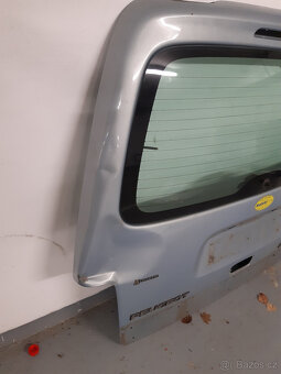 Víko kufru Citroen Berlingo 1, Peugeot Partner 1 - 2