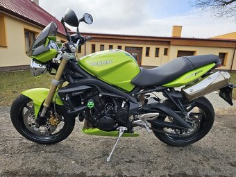 Triumph Street Triple 675 - 2