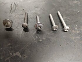 Šroub vrut šroub s límcovou hlavou torx - 2