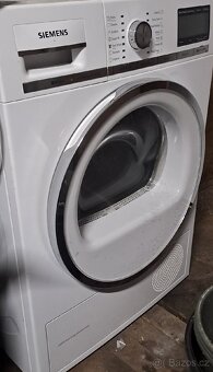 Sušička Siemens WT48Y780EU - 2