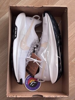 Nike ReactX Pegasus Trial 5 tenisky - 2