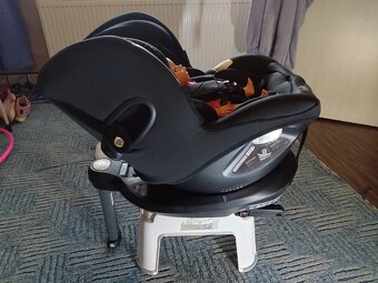 Otočná autosedačka Joie i-spin 360 - 2
