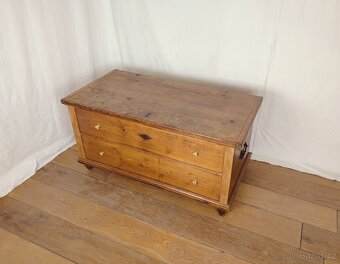 Starožitná truhla - 2