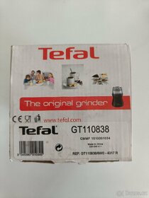 Kávomlýnek Tefal GT 110838 - 2