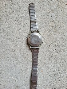 Staré digitální hodinky Montana - 2