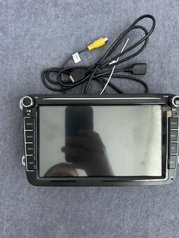Autorádio SKODA SUPERB VW PASSAT android 12 "8" 2+32 GB - 2