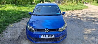 Wv Polo najeto 70 000. km koupeno v ČR 1 majitel - 2