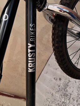 BMX Krusty , model 33,0 černé - 2