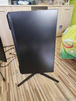 Samsung herni monitor 240hz 25 palců - 2