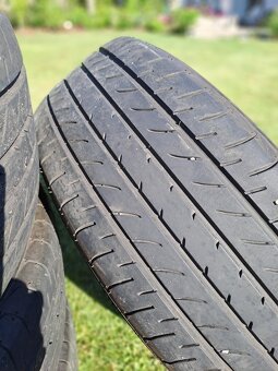 Sada YOKOHAMA 225/60 R18 100H - 2