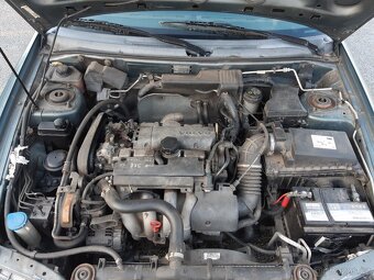 Volvo V40 1.8 - 2