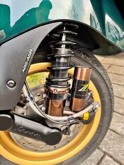 Vespa Gts 300 - 2