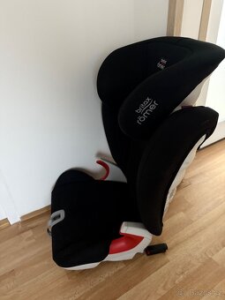 Prodám autosedačku Britax Romer 15-36kg- TOP STAV - 2