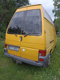 Volkswagen Transporter Long s nádstavbou 1,9 TD - 2