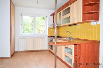 Prodej bytu 2+1 s balkonem, 50 m2, ul. Jubilejní, Ostrava - - 2