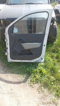 Dacia dokker prave predni dvere - 2