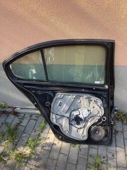 Leve zadní dveře Octavia 2 sedan - 2