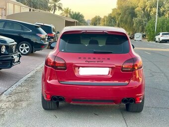 Porsche Cayenne GTS - 2