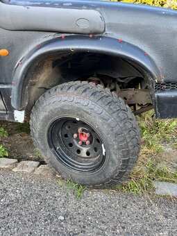 Ford explorer - 2