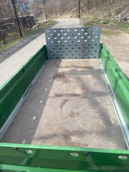 Bržděný vozík Vezeko 1 300kg - 2