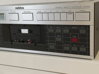 Revox B 215 High-End kazetový magnetofon – studiová technika - 2