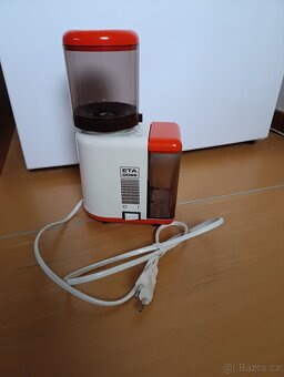 Mlýnek na kávu - RETRO KUS funkční - 2