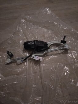 Prodám stěrače na vozidlo Lada Niva - 2