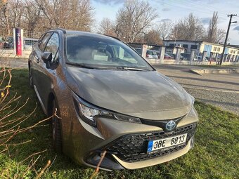 Toyota Corolla TS 1.8 hybrid e-CVT - 2