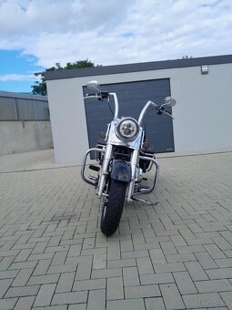 Harley Davidson ROAD KING - 2