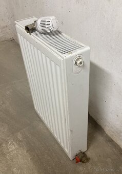 Radiátor 40cm (včetně termostatické hlavice) - 2