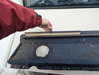 Zadní plato interiéru Volvo 740 - 2