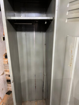 Plechová skříň - 2