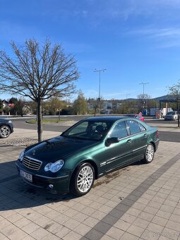 Mercedes w203 c220 - 2