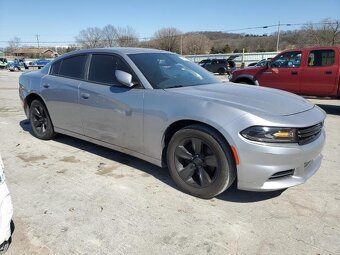 Dodge Charger na náhradní díly 3.6 V6 2016 - 2