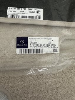 Mercedes GLS koberečky original nové krémové - 2