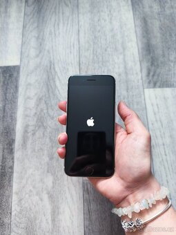iPhone SE 2020 128gb bílý - 2