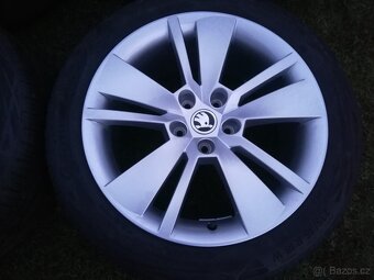 original alu Škoda Superb 3 Zenith 235/45/18 Continental - 2