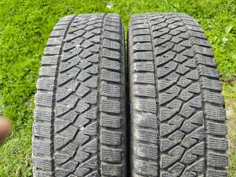 Bridgestone 185/75/16C - 2
