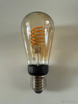 Philips Hue Bridge + žárovka - 2