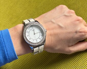 Dám. bílé hodinky Storm, Swarovski kamínky, sleva 3.990 Kč - 2