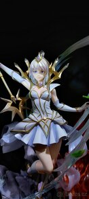 Socha Elementalist Lux - League of Legends - 2