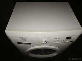 Pračka Electrolux málo používaná v dobrém stavu. Můžu dovézt - 2