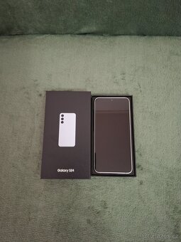 NOVY SAMSUNG S24 8/128GB. ZARUKA. - 2