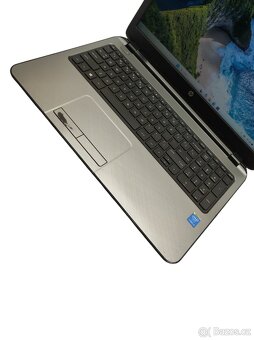 HP 15-r182nd ( 12 měsíců záruka ) - 2