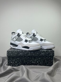 Air Jordan 4 Military - 2