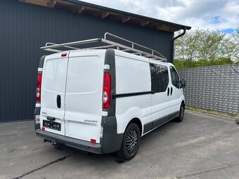 Opel Vivaro L1H1 6 míst k sezení - 2