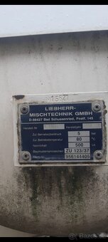 Beton mix 9m3 Liebherr z IVECO 8x4 podvozku - 2