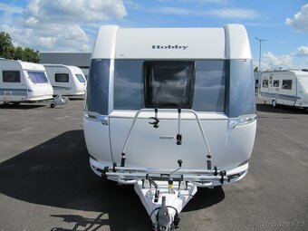 Prodám karavan Hobby 440 SF,r.v.2016 + mover + předstan. - 2