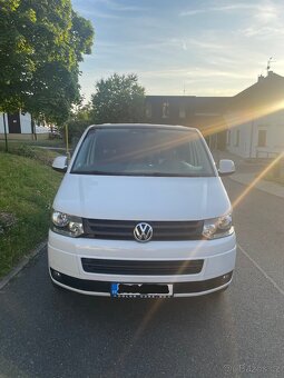 VW T5 2.0TDI 132kW r.v.: 2014 edice 25 s vestavbou - 2