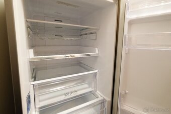 Chladnička a mrazák Samsung RB30J3215SA/EF - 2